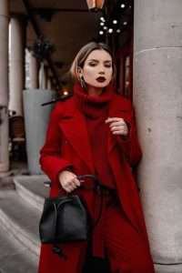Il rosso è sempre di moda ma non è un colore per tutte