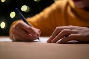 Autopubblicare un libro 1 alexander van steenberge gWjJsIGNnbY unsplash